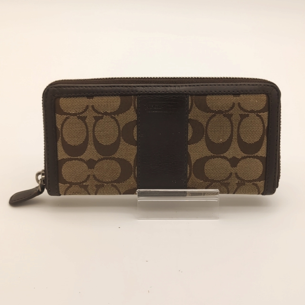 Coach zipper long wallet